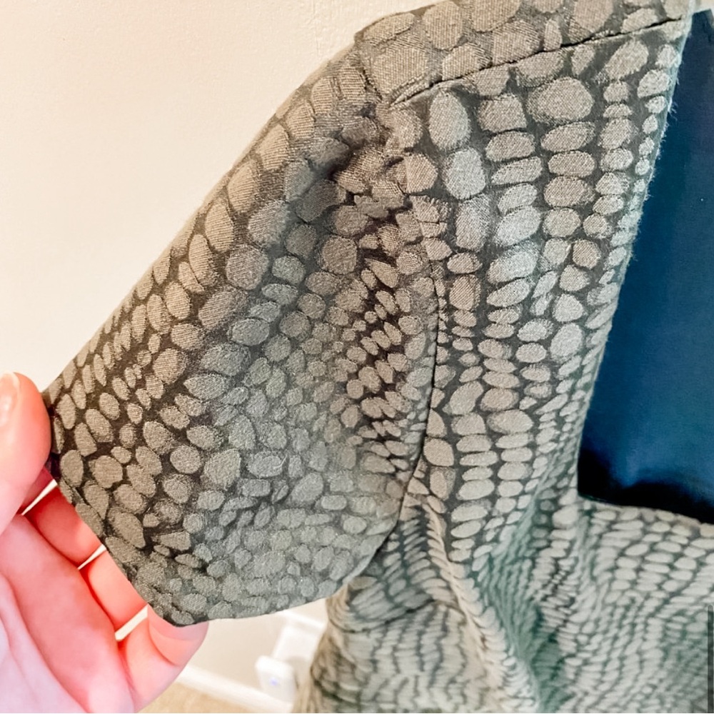 Paper Crown Anthropology Whimsigoth Textured Jacquard Dress w/ Tulle Underskirt - Picture 5 of 8